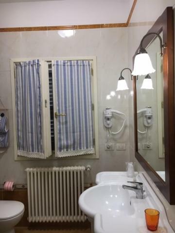 Il Vicoletto Appartamento Cesena Extérieur photo